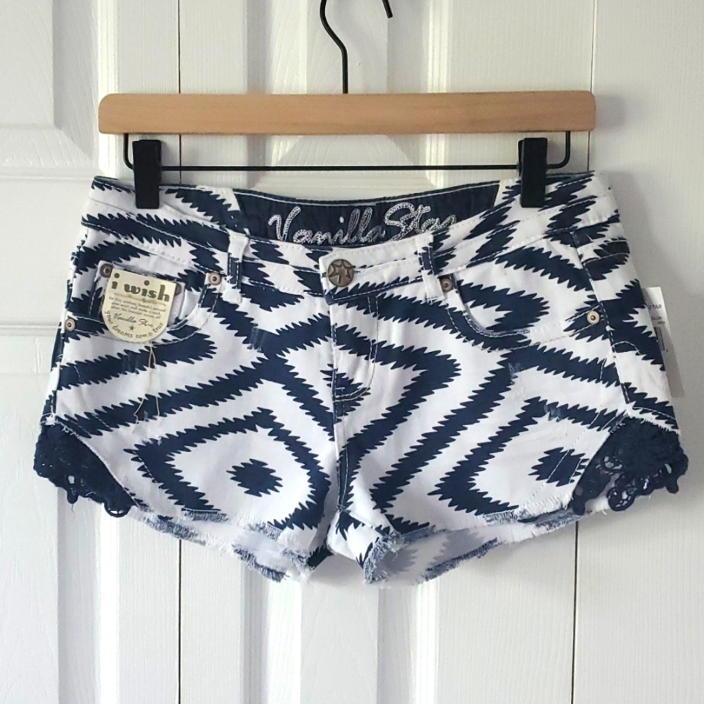 Vanilla Star Print Jean shorts, 7